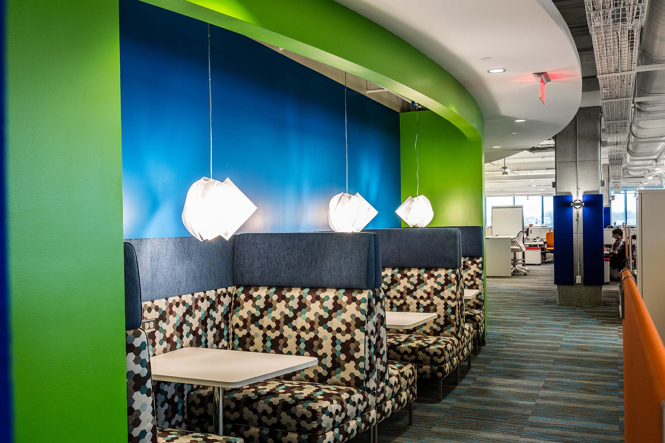 Collaborative meeting space inside Intergraph Headquarters
