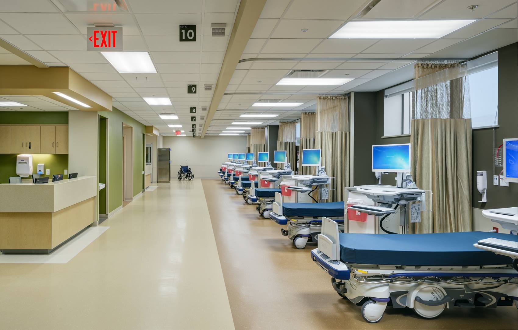 Patient room at MaineGeneral Medical Center